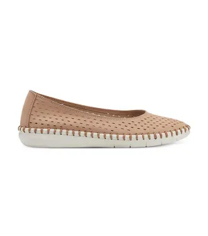 Darla Flats Natural