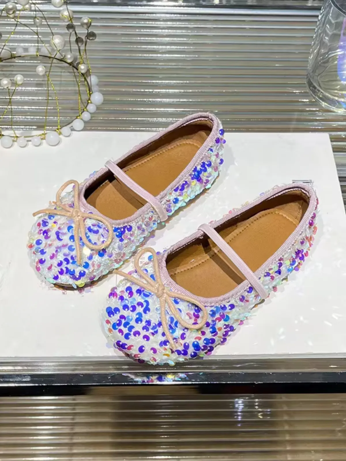 Girl's Charming Sequin Embellished Mary Jane Flats